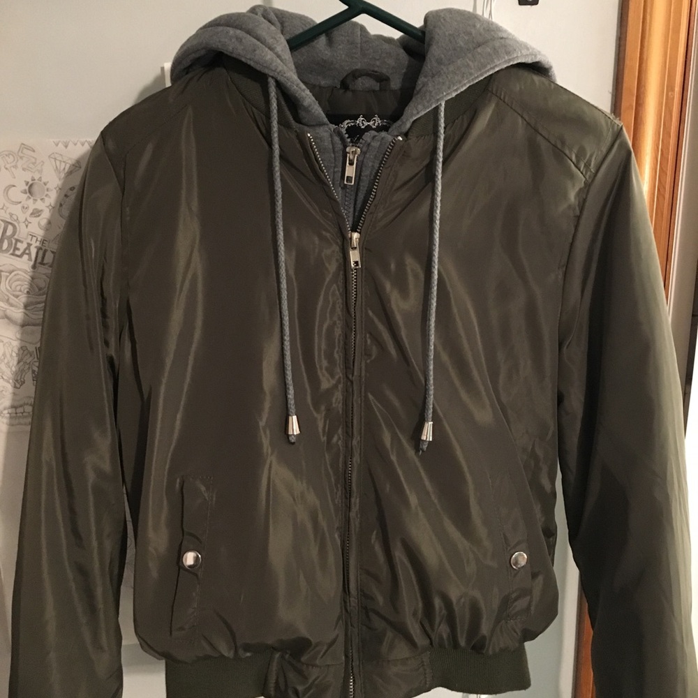 Bomber jacket